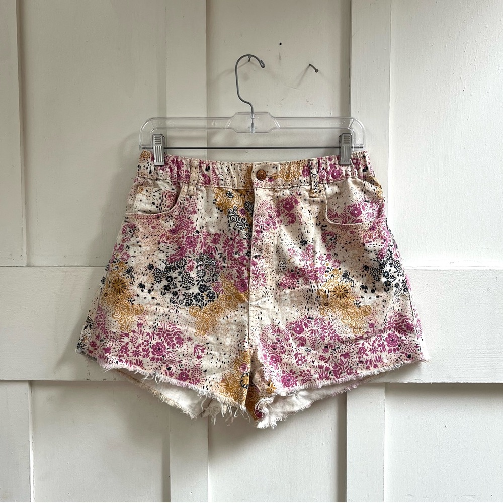 Anthropologie Pilcro Scrunchie High-Waisted Boho Shorts